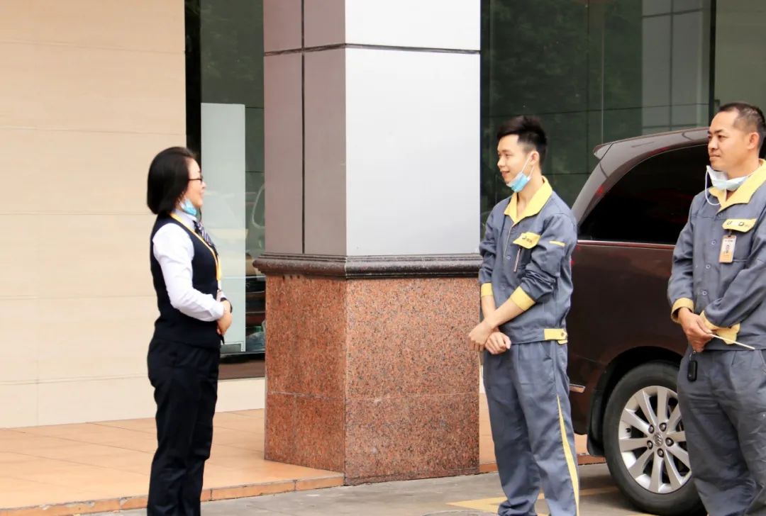 葆德空壓機(jī)明碼標(biāo)價(jià)，真誠的服務(wù)卻是無價(jià)！