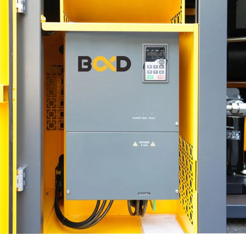 葆德空壓機新品來襲！一鍵三連，串聯兩級壓縮系列隆重登場！