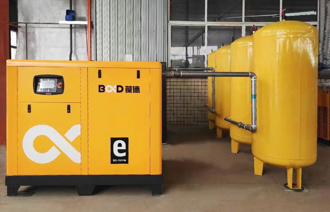 注塑行業(yè)配套空壓機怎么選？節(jié)能、穩(wěn)定、可靠是關(guān)鍵！