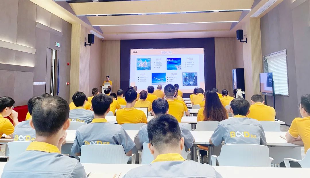 開學第一課 | 產研共融，學以致用，葆德厚德學院正式成立！