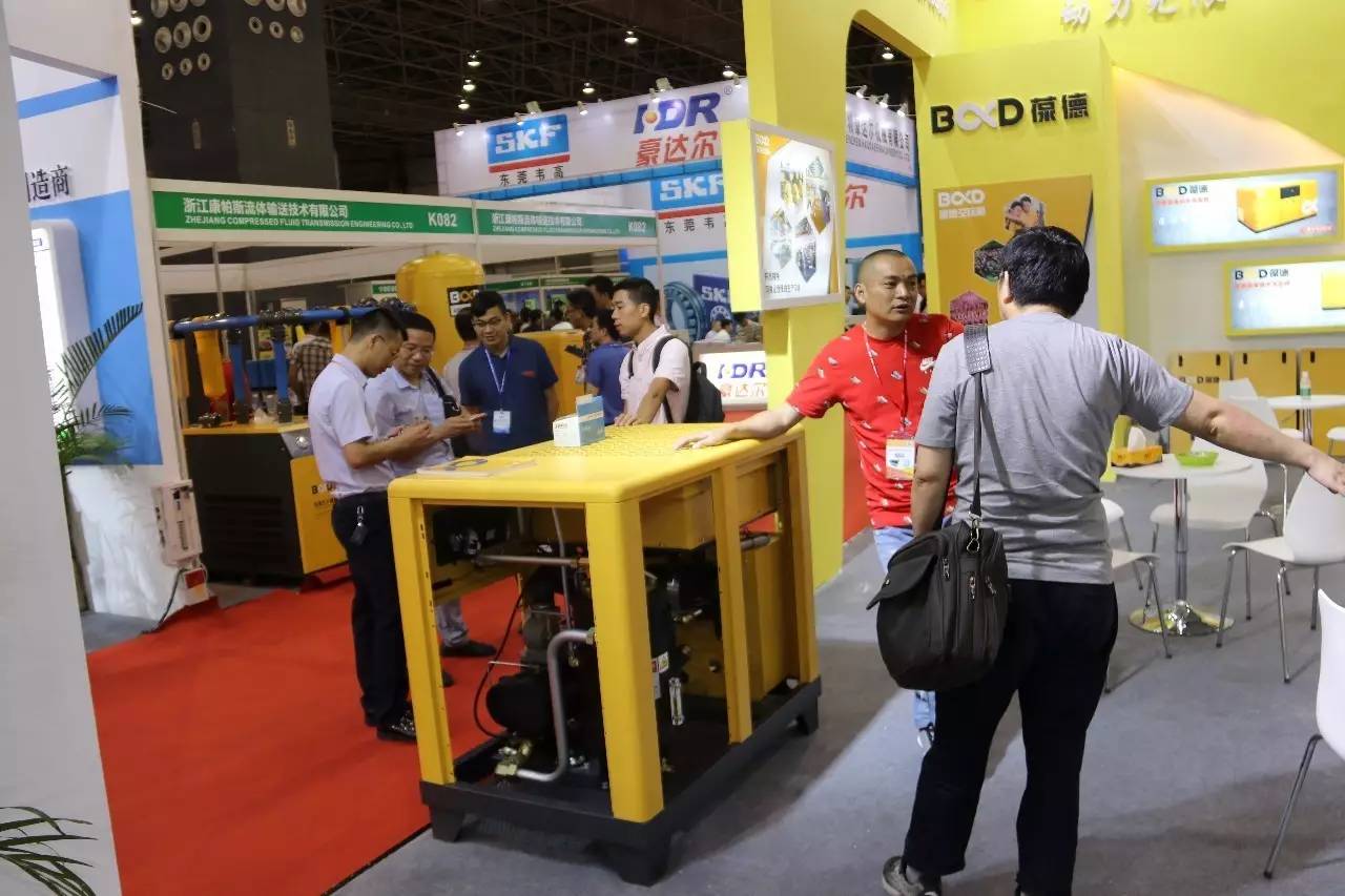 葆德空壓機.jpg 葆德空壓機.jpg