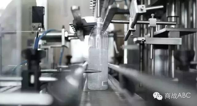 最成功的礦泉水包裝營銷：只賣半瓶水，銷量卻