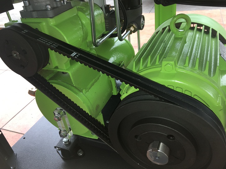 制造行業該如何選擇合適的螺桿式空壓機