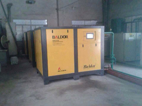 永磁變頻空壓機(jī)：利用新技術(shù) 讓祖國(guó)的天更藍(lán)